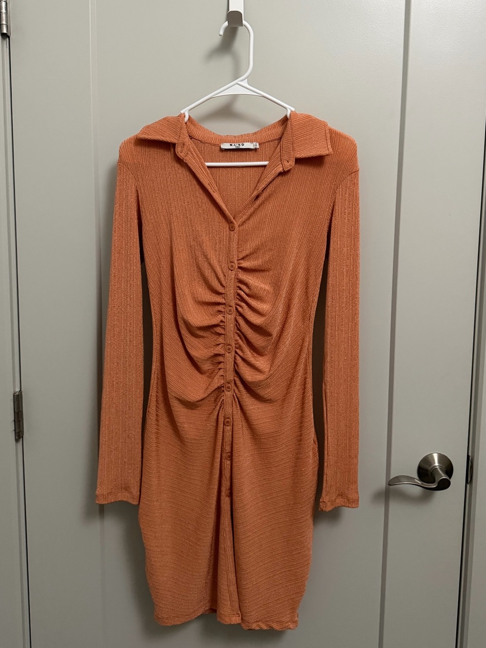 NA-KD Ruched Ribbed Button Front Mini Dress - Picture 3 of 7